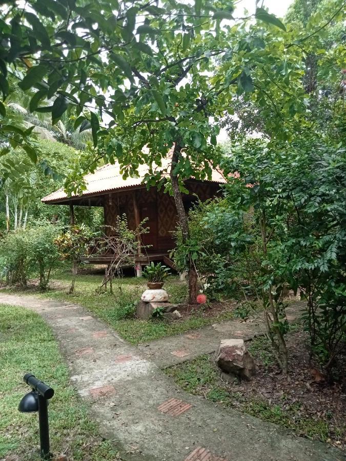 Ban Ban Bangalow Koh Jum Exteriör bild