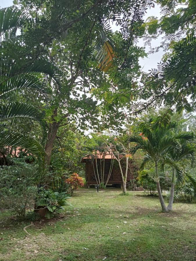 Ban Ban Bangalow Koh Jum Exteriör bild