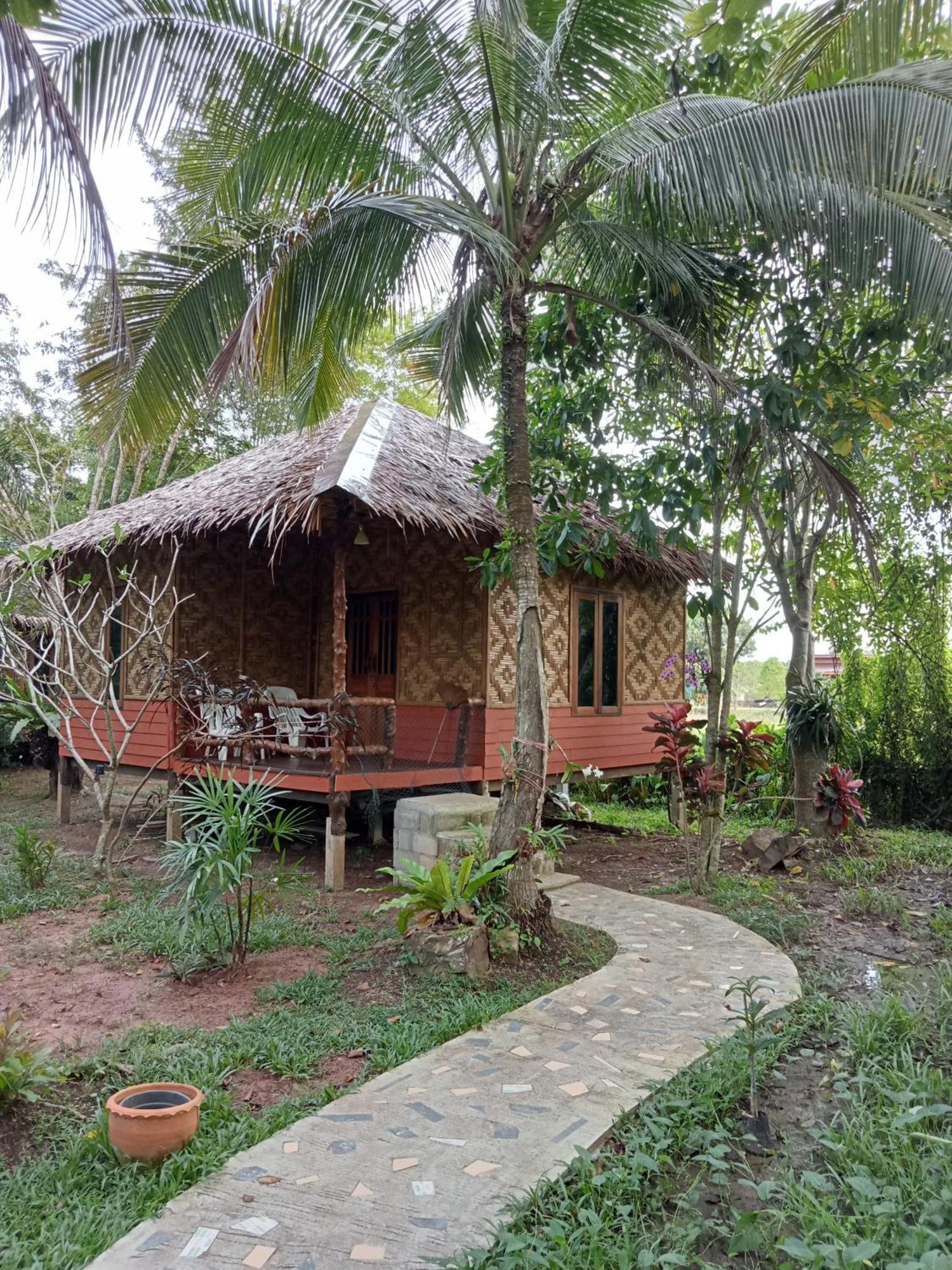 Ban Ban Bangalow Koh Jum Exteriör bild