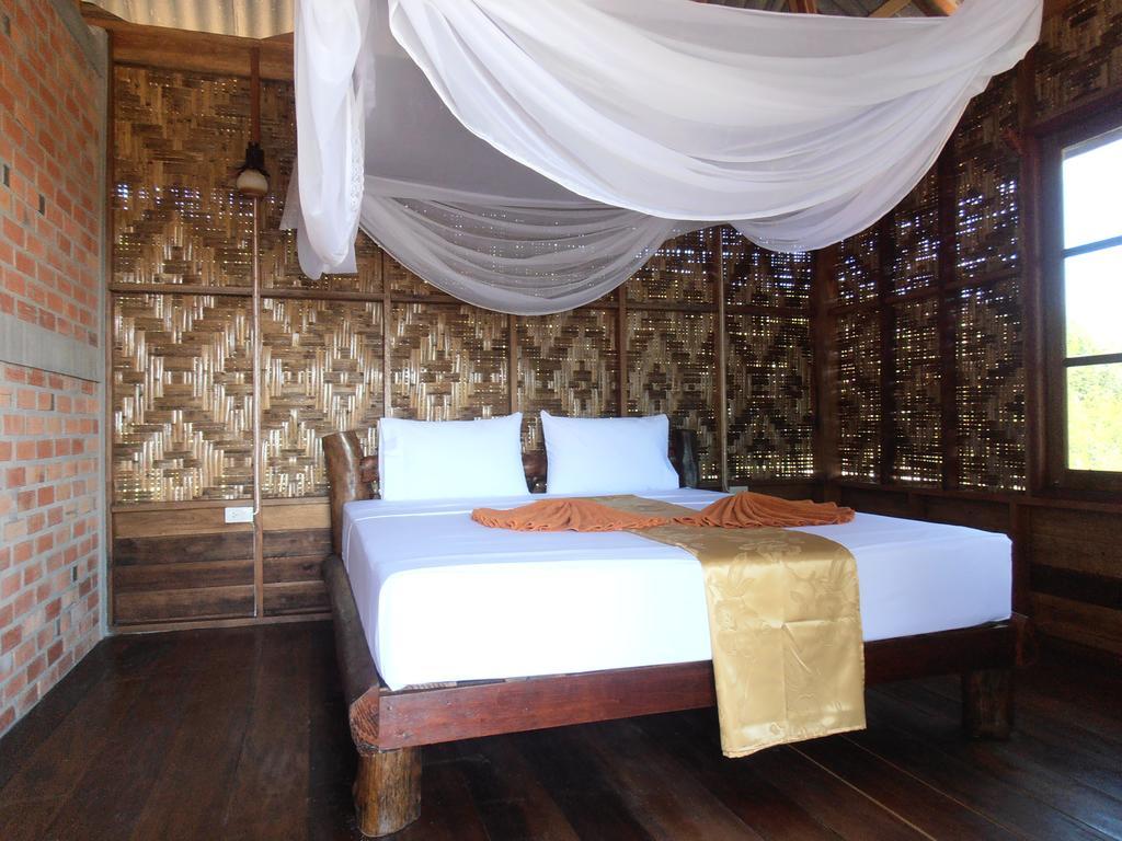 Ban Ban Bangalow Koh Jum Exteriör bild
