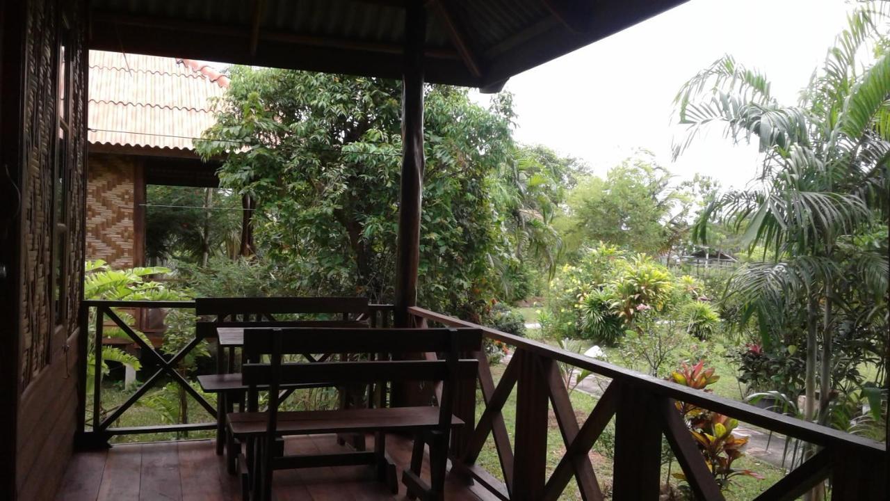 Ban Ban Bangalow Koh Jum Exteriör bild